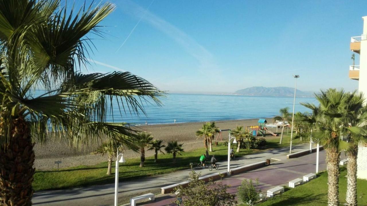 Apartamento Mediterraneo Rincon de la Victoria Bagian luar foto